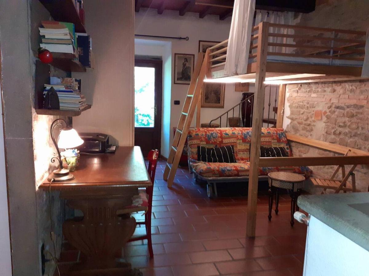Tuscan Hills Near Florence - Stone House Викио Екстериор снимка