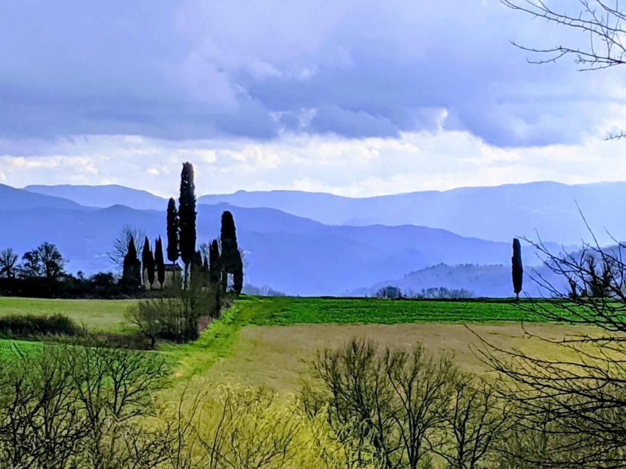 Tuscan Hills Near Florence - Stone House Викио Екстериор снимка
